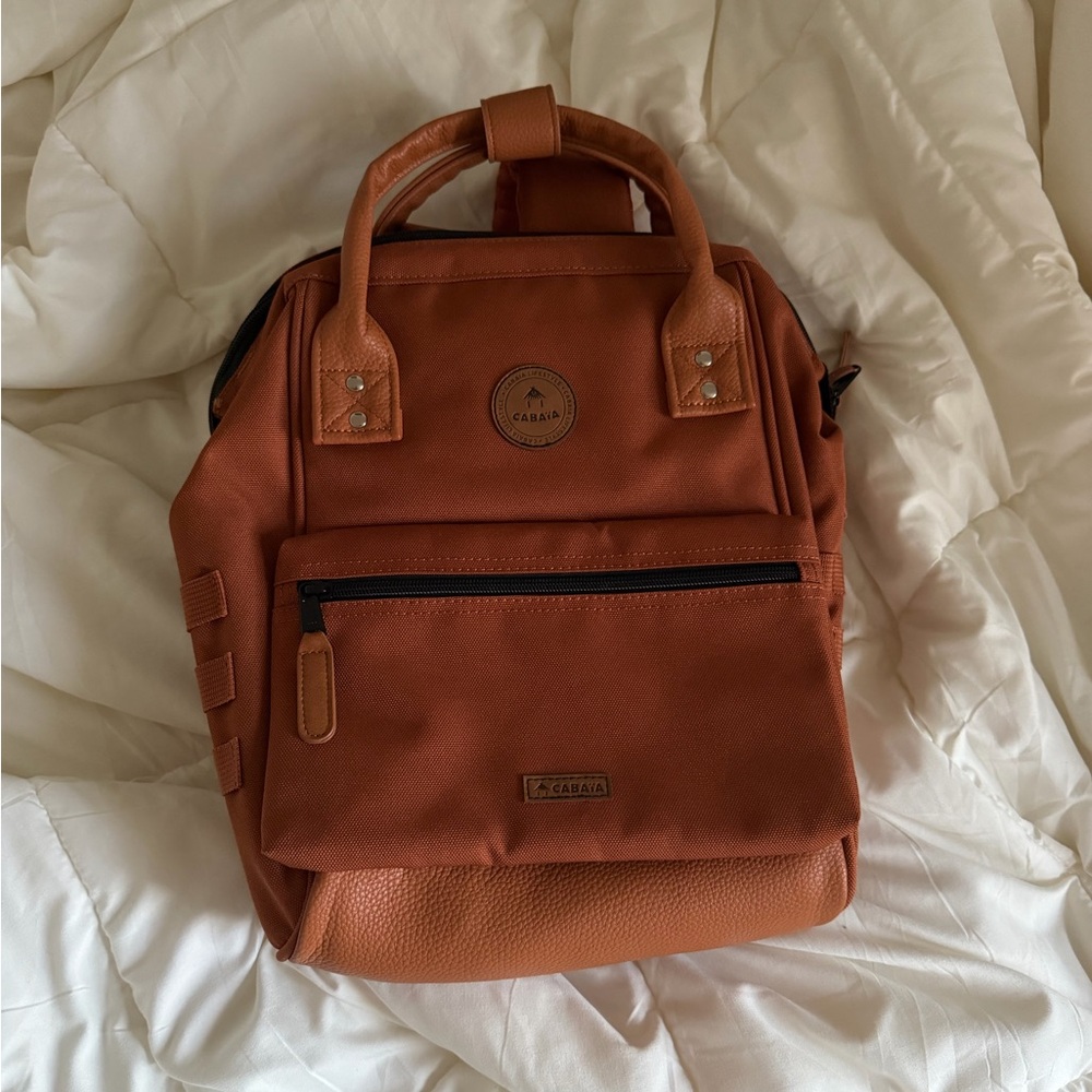 Cabaia backpack small NWOT